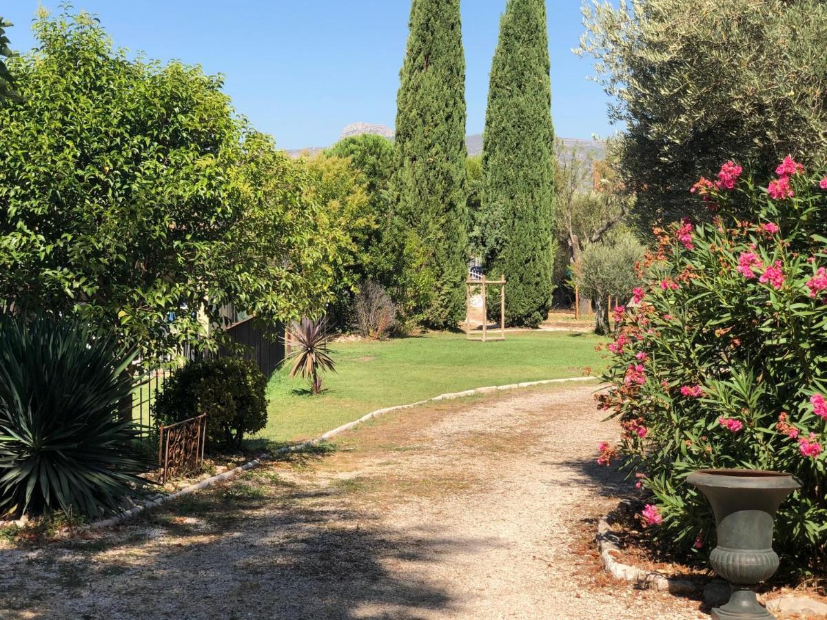 Villa Authentique mas provençal Gémenos Exterior foto